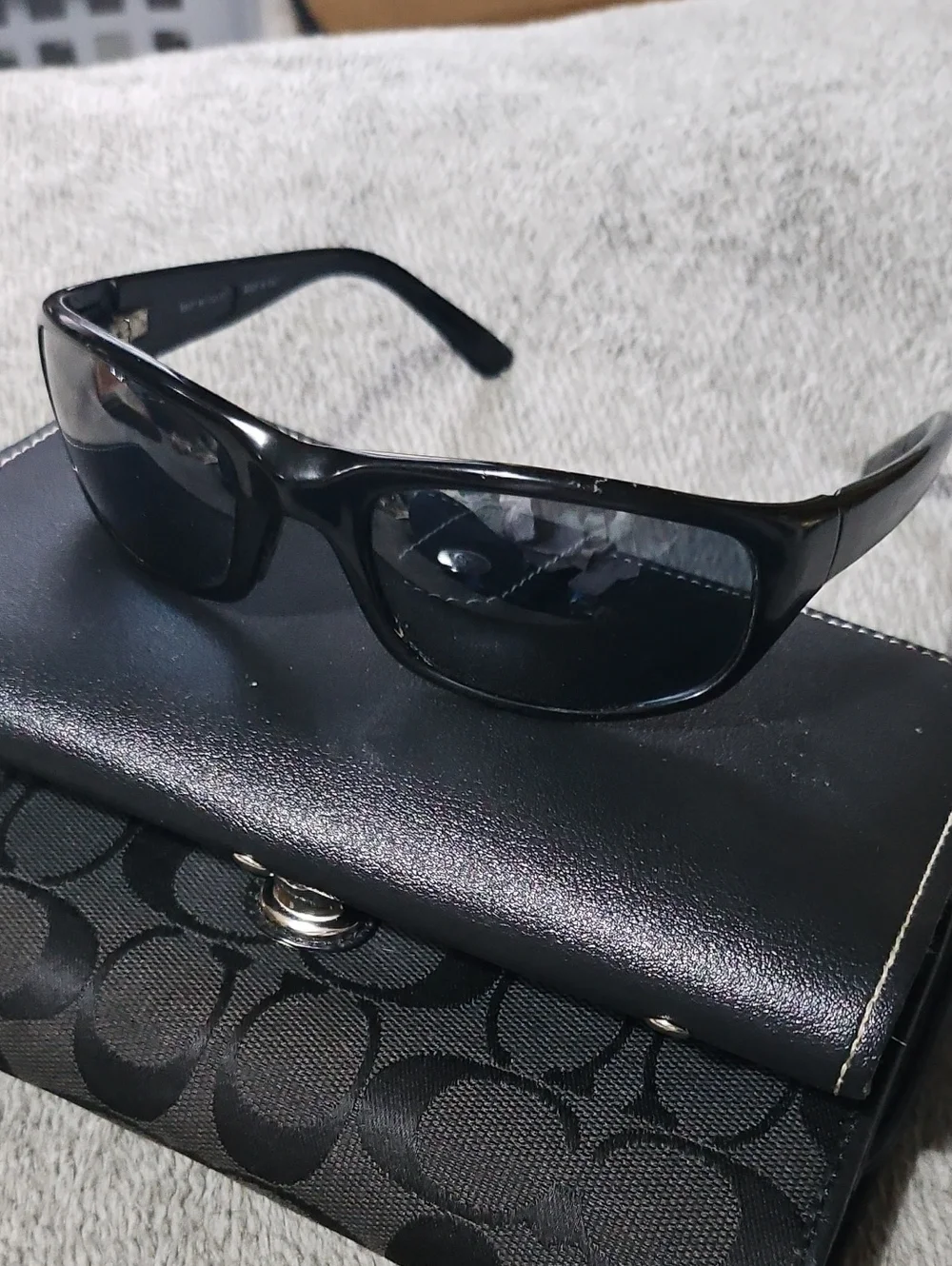 Maui Jim Stingray!! Men's Designer Sunglasses New!!